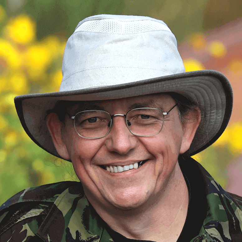 Russell Phillips head shot